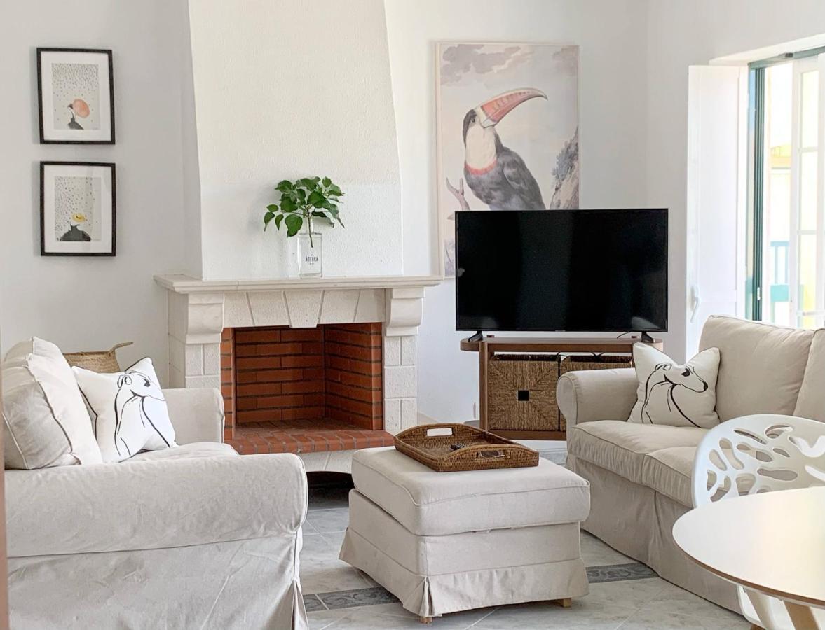 Stylish 3 Bedroom Apartment Close To The Beach Монте-Гордо Экстерьер фото