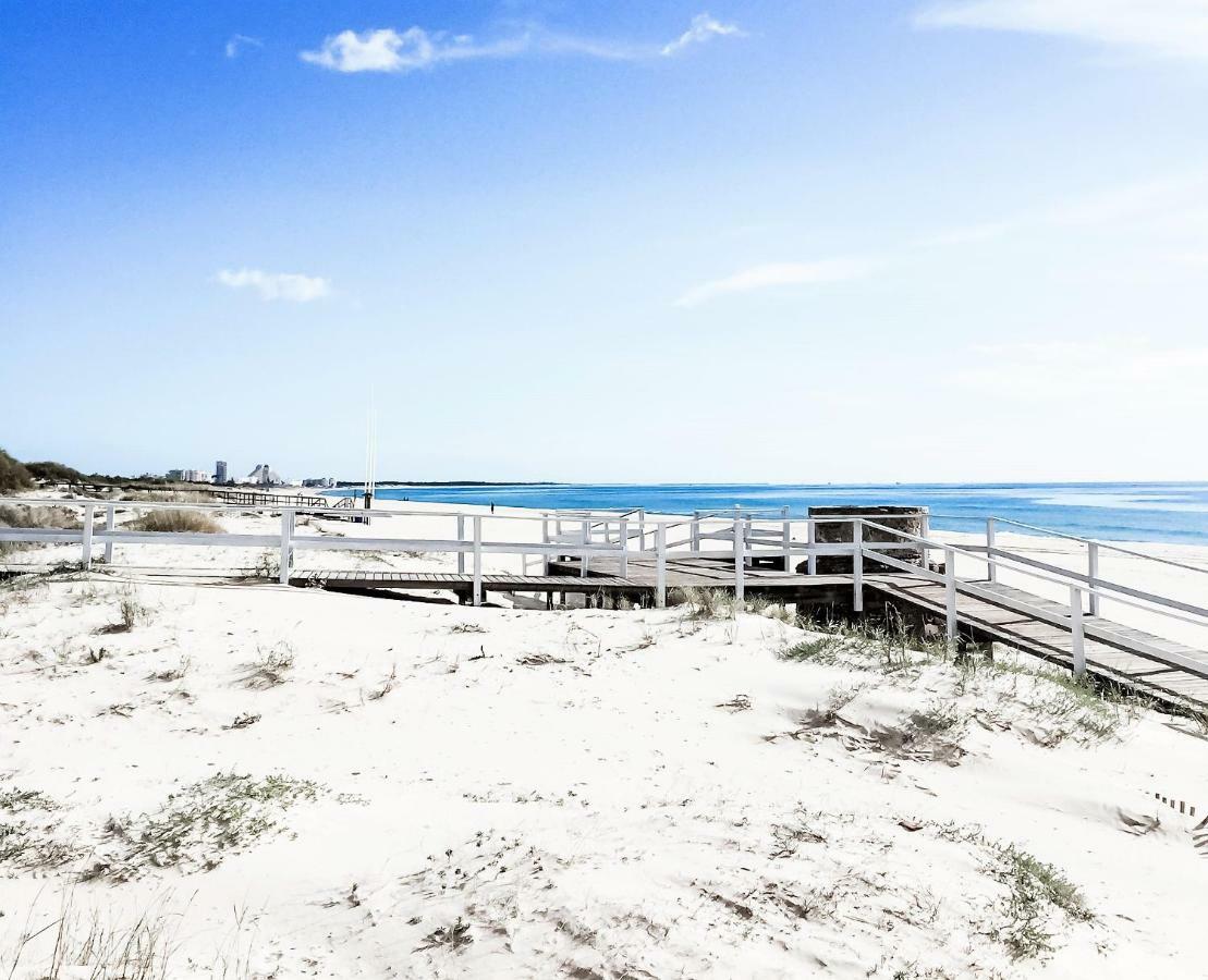 Stylish 3 Bedroom Apartment Close To The Beach Монте-Гордо Экстерьер фото